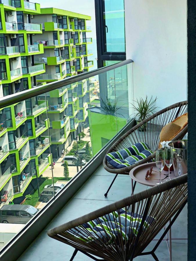 Mur Apartament Alezzi Beach Resort Năvodari Eksteriør bilde
