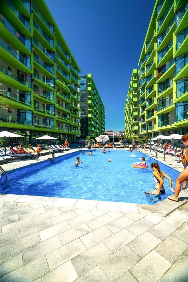 Mur Apartament Alezzi Beach Resort Năvodari Eksteriør bilde